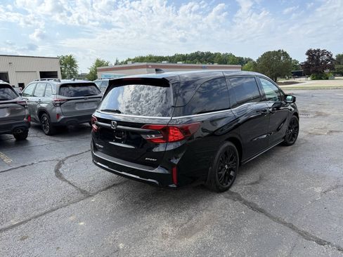 Used 2025 Honda Odyssey Sport-L image 6