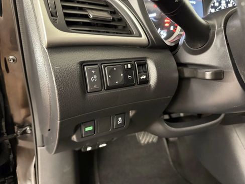 Used 2019 Nissan Sentra SV FWD image 14
