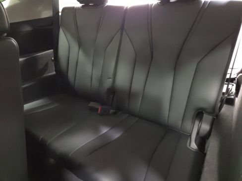 Used 2024 Acura MDX SH-AWD w/ Technology Package image 15