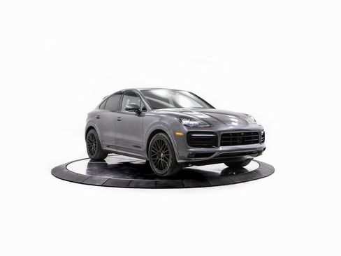 Certified 2022 Porsche Cayenne GTS image 9