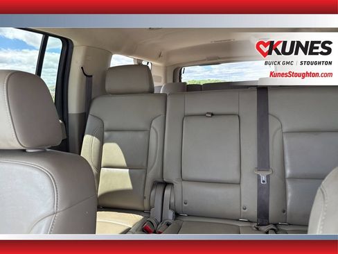 Used 2019 Chevrolet Suburban LT AWD/4WD image 43