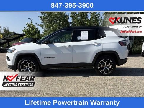 Used 2025 Jeep Compass Limited AWD/4WD image 4