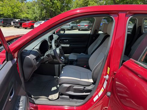 Used 2023 Honda CR-V LX image 17