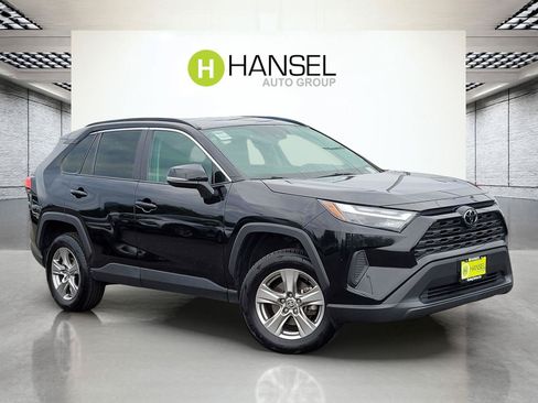 Used 2024 Toyota RAV4 XLE AWD/4WD image 1