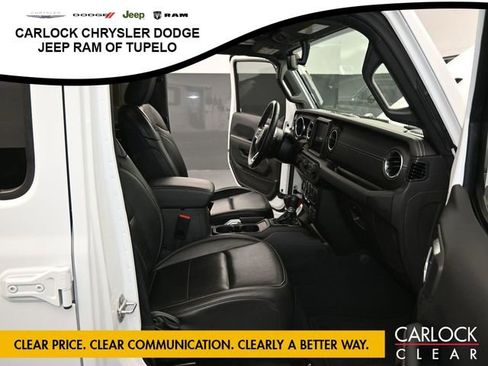 Used 2022 Jeep Wrangler Sahara w/ Cold Weather Group image 36