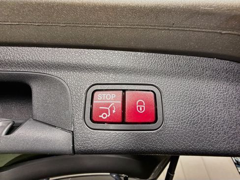 Used 2021 Mercedes-Benz GLE 350 image 41