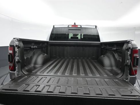 Used 2022 RAM 1500 Laramie AWD/4WD image 50