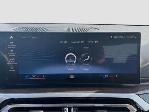 Used 2023 BMW 330i Sedan w/ Driving Assistance Package image 15