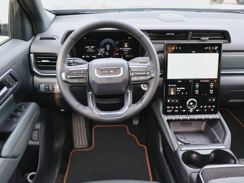 New 2026 GMC Terrain AT4 w/ Convenience Package III image 14
