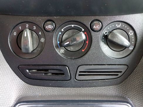 Used 2016 Ford Transit Connect XL FWD image 24