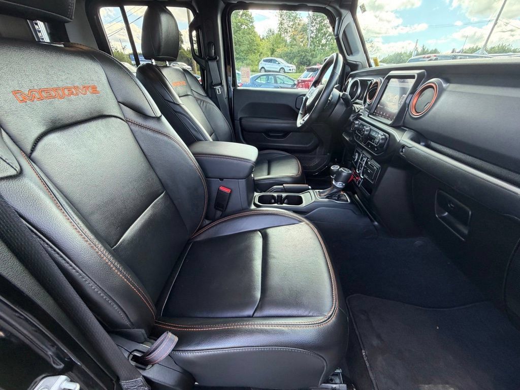 Used 2023 Jeep Gladiator Mojave w/ Trailer Tow Package AWD/4WD image 35