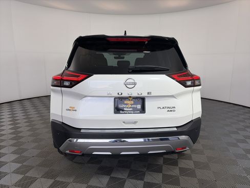 Certified 2023 Nissan Rogue Platinum w/ Platinum Premium Package AWD/4WD image 9
