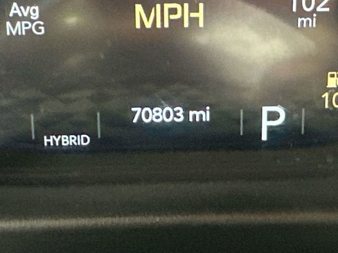 Used 2023 Jeep Wrangler Unlimited Sahara AWD/4WD image 33