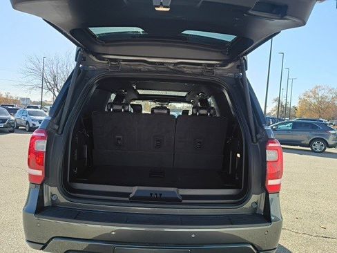 Used 2019 Ford Expedition XLT w/ Equipment Group 202A image 16