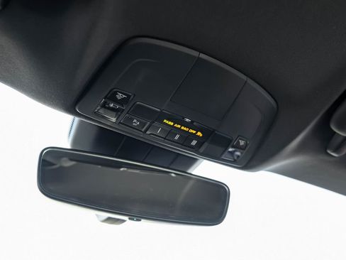 Used 2019 Porsche 718 Cayman image 16