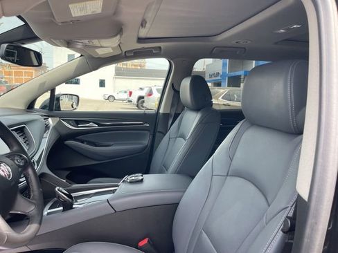 Used 2020 Buick Enclave Premium w/ Sun and Sites Package AWD/4WD image 15
