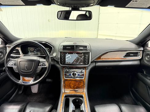Used 2017 Lincoln Continental Reserve w/ Technology Package AWD/4WD image 13