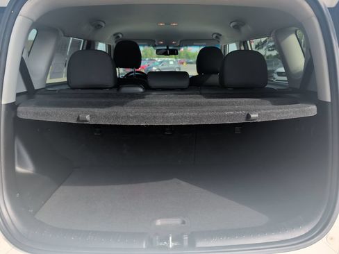 Used 2015 Kia Soul ! FWD image 20