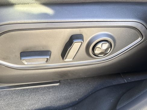 New 2025 Jeep Grand Cherokee L Limited image 19