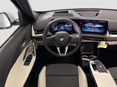 New 2026 BMW X1 xDrive28i w/ Technology Package AWD/4WD image 23