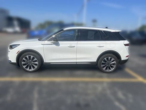Used 2020 Lincoln Corsair Reserve w/ Elements Package FWD image 3
