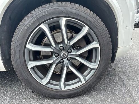 Used 2018 Volvo XC90 T5 Momentum w/ Convenience Package AWD/4WD image 11