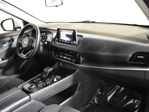 Used 2022 Nissan Rogue SV AWD/4WD image 33