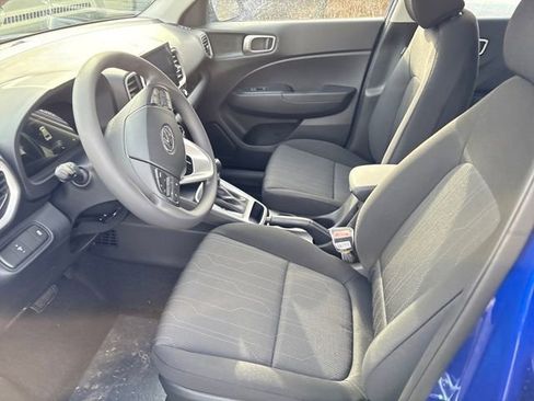 New 2026 Hyundai Venue SE FWD image 4