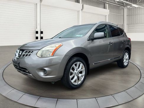 Used 2011 Nissan Rogue SV w/ SL Pkg image 7
