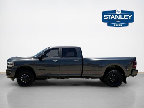 Used 2024 RAM 3500 Laramie w/ Night Edition AWD/4WD image 4