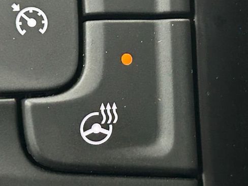 Used 2024 Chevrolet Silverado 1500 High Country w/ Technology Package image 9