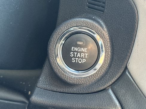 Certified 2023 Subaru Outback Limited image 18