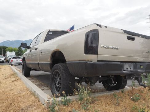 Used 2004 Dodge Ram 1500 Truck ST w/ Trailer Tow Group AWD/4WD image 3