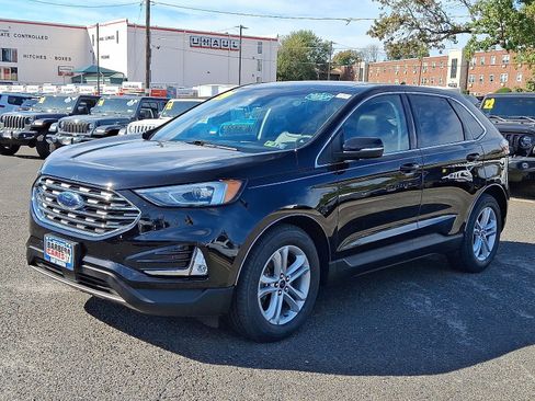 Used 2020 Ford Edge SEL w/ Convenience Package image 3
