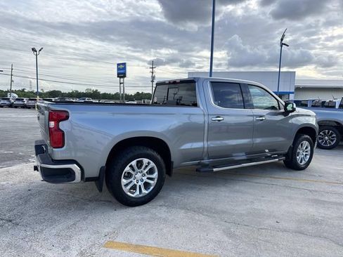 Used 2024 Chevrolet Silverado 1500 LTZ AWD/4WD image 11