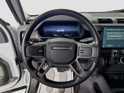 Used 2023 Land Rover Defender 130 X-Dynamic SE AWD/4WD image 13