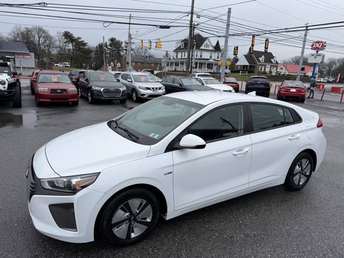 Used 2019 Hyundai Ioniq Blue image 1