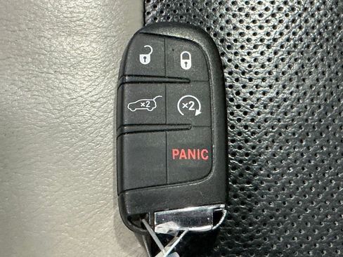 Used 2018 Jeep Compass Limited w/ Navigation Group image 44