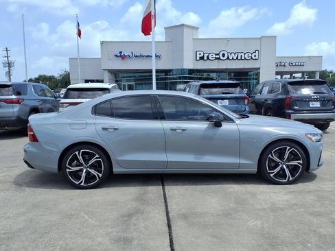 Used 2024 Volvo S60 B5 Plus w/ Climate Package AWD/4WD image 4