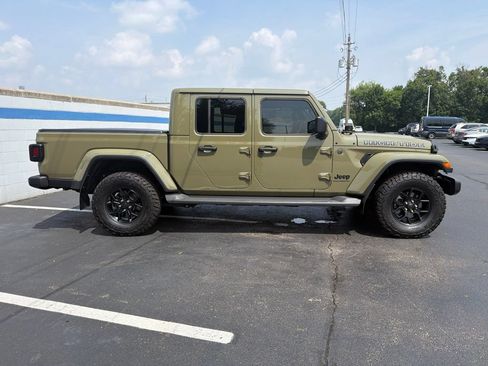 Used 2025 Jeep Gladiator Sport AWD/4WD image 6
