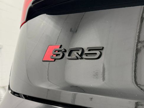 Used 2023 Audi SQ5 Prestige w/ Prestige Package AWD/4WD image 10