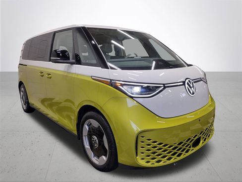 New 2025 Volkswagen ID. Buzz Pro S Plus image 4