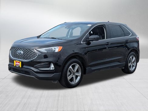 Used 2023 Ford Edge SEL w/ Convenience Package AWD/4WD image 3
