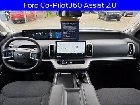 Certified 2025 Ford Expedition Active AWD/4WD image 2