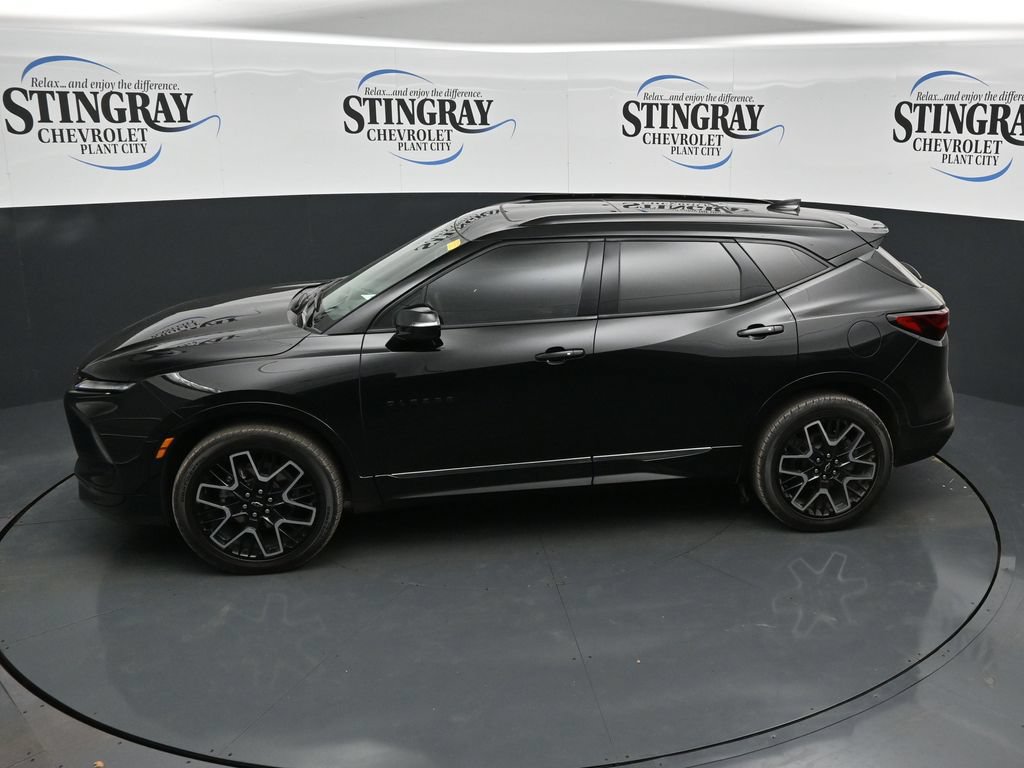 Used 2023 Chevrolet Blazer RS w/ Driver Confidence II Package FWD image 21