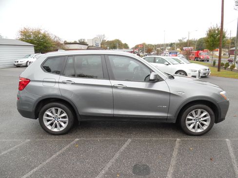 Used 2017 BMW X3 xDrive28i image 6