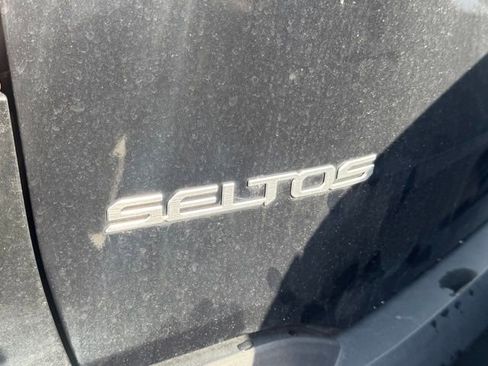 Used 2024 Kia Seltos LX image 3
