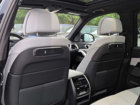 New 2026 BMW X5 xDrive40i w/ M Sport Package AWD/4WD image 19