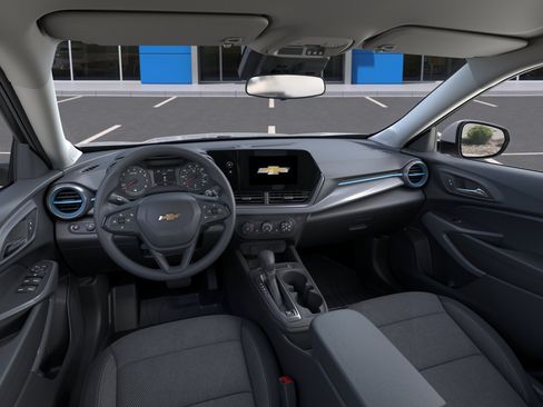 New 2026 Chevrolet Trax LS w/ LS Convenience Package FWD image 20