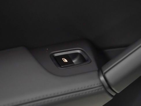 New 2026 Porsche Cayenne Coupe image 16